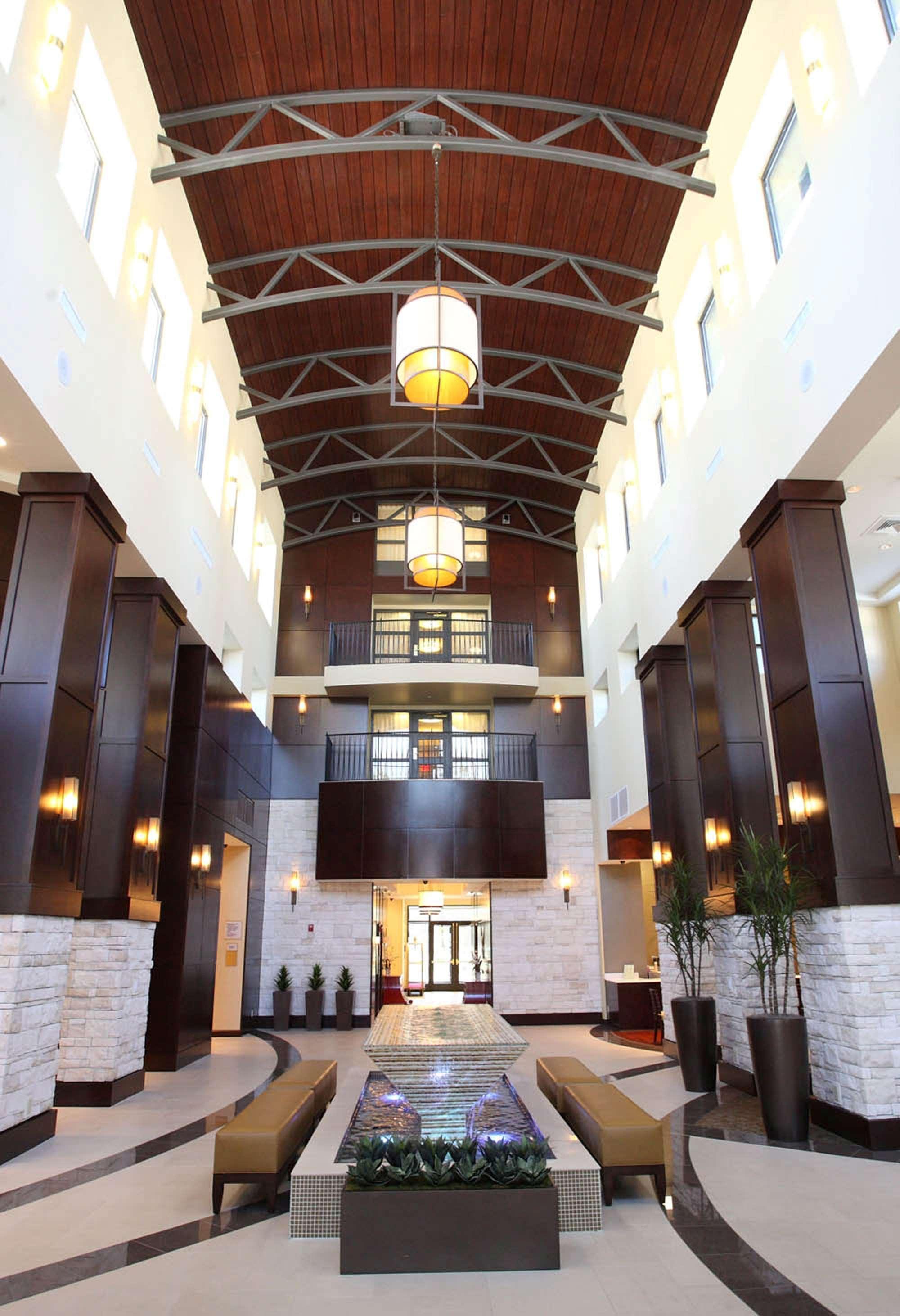 Embassy Suites Savannah Airport Exterior photo