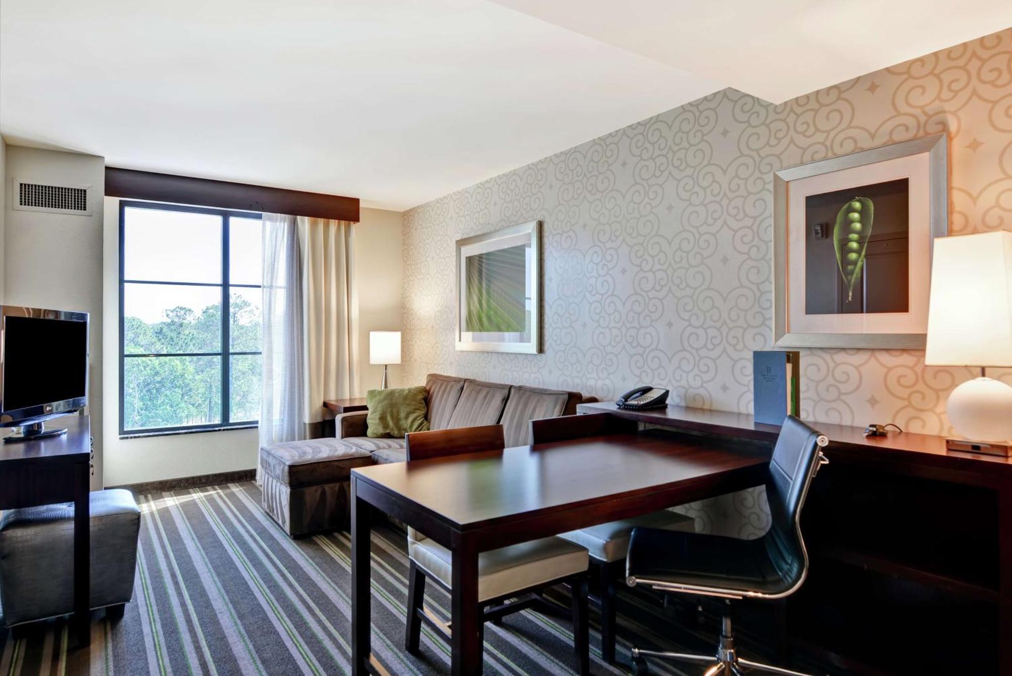 Embassy Suites Savannah Airport Exterior photo